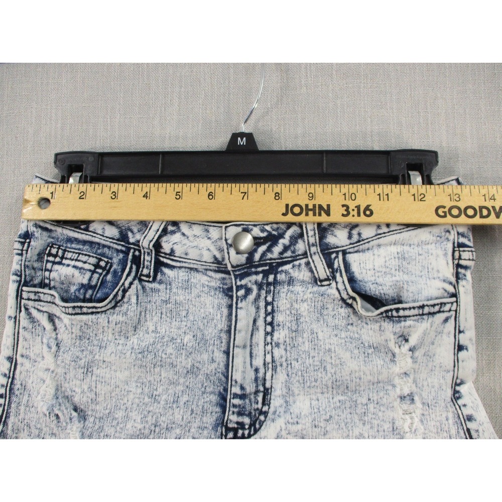 Forever 21 Premium Denim Acid Wash Distressed Cuffed Jean Shorts Size 26 - Picture 2 of 8